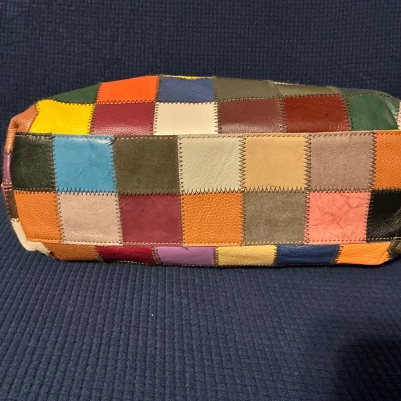 Vintage Patchwork Hobo Leather Bag - Picture 4 of 7